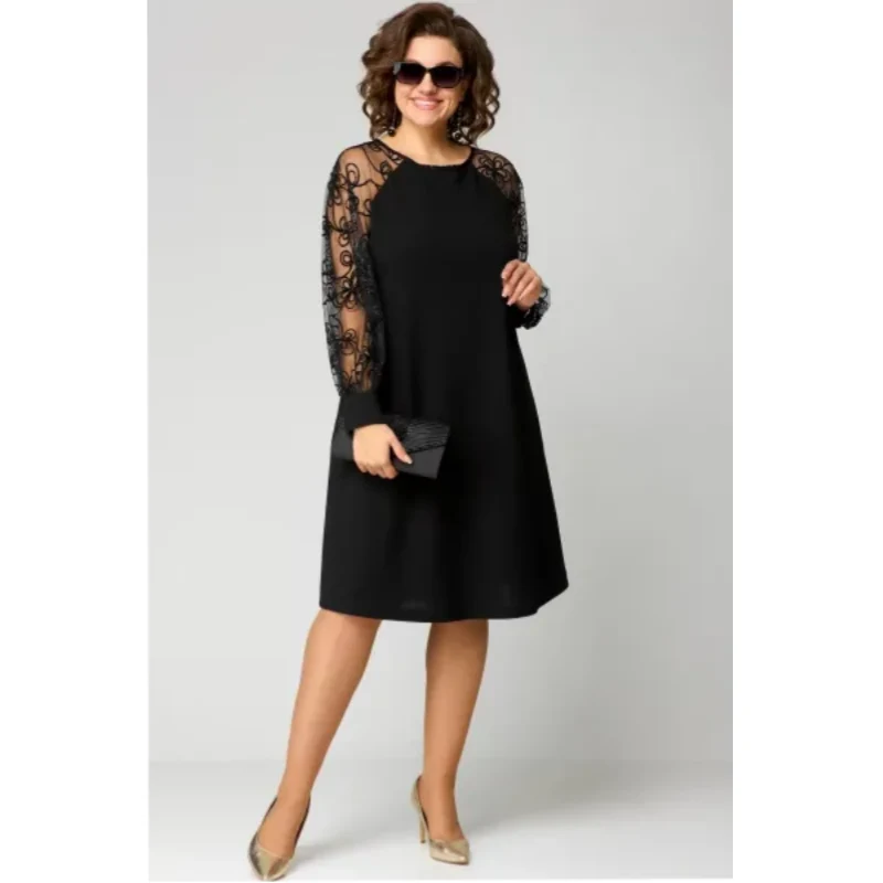 Damen Spitzenkleid mit Rundhals | Taillierte Passform & lange Spitzenärmel | Knielang in Schwarz für elegante Anlässe